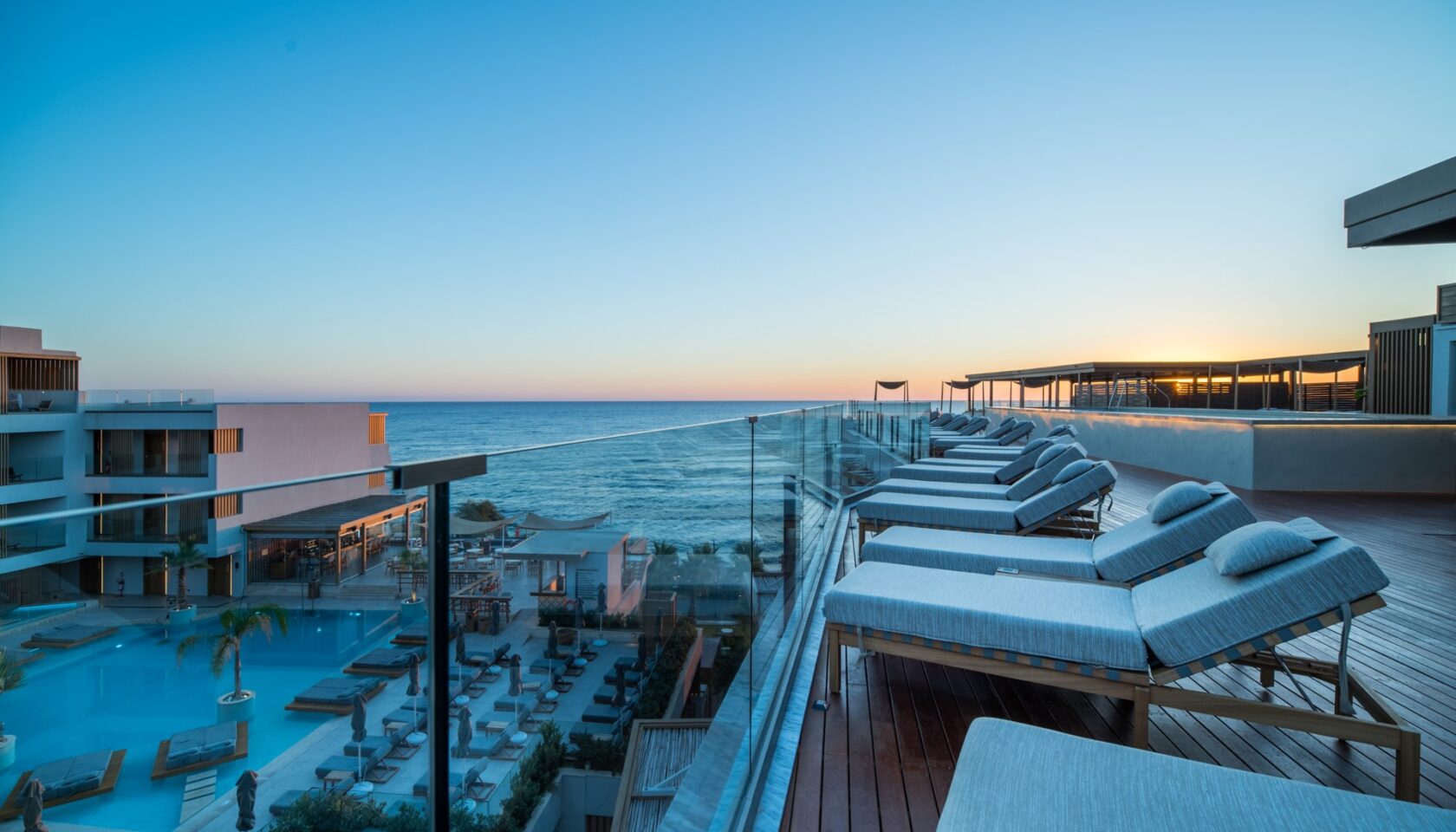 Atmosphere Pool Bar Lounge, Hersonissos Akasha Beach Hotel & Spa